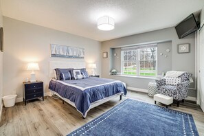 3 bedrooms, iron/ironing board, travel cot, WiFi - Indiana Dunes Home w/ Gas Grill: 1 Mi to Beach! (Michigan City)