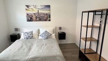 2 Schlafzimmer, Bügeleisen/Bügelbrett, kostenloses WLAN, Bettwäsche