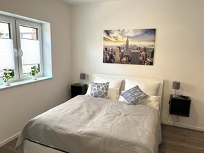 2 Schlafzimmer, Bügeleisen/Bügelbrett, kostenloses WLAN, Bettwäsche