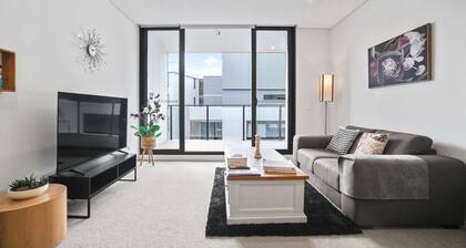 Spacious1 BR@waterfront Olympic Park_free carpark