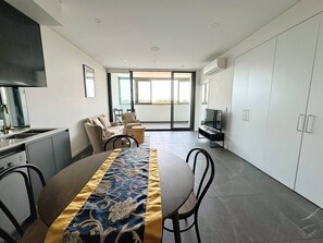 Interior - Modern 2Brs@ close2 Olympic park (Wentworth Point)