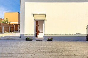 Exterior detail - Lutherstadt 2 Apartment with Shared Terrace and Wi-Fi (Lutherstadt Wittenberg)