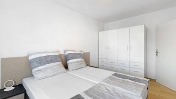 2 bedrooms, free WiFi, bed sheets