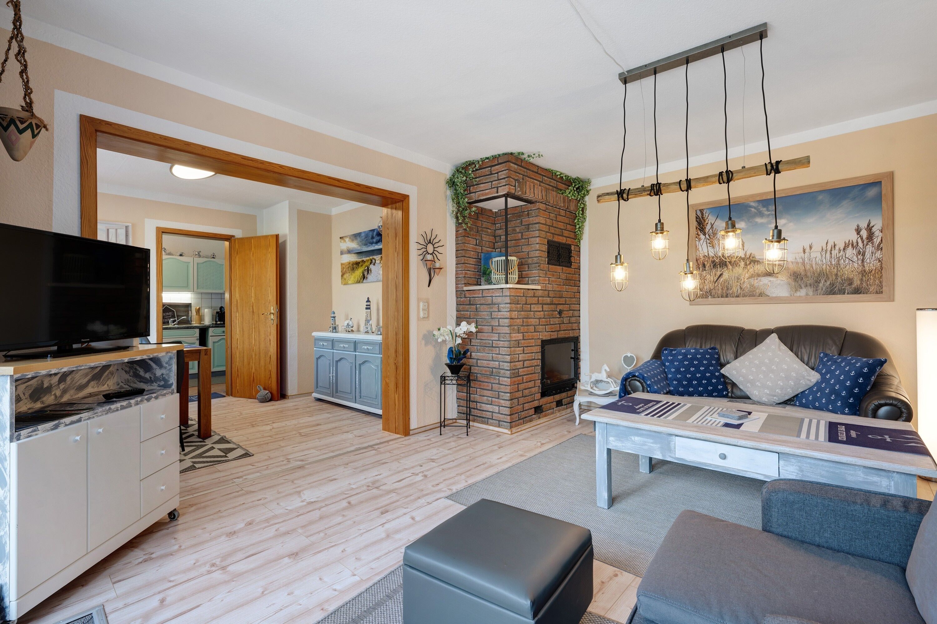 Fernseher, Stereoanlage