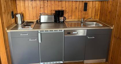 Ferienhaus 'Urige Idyllische Hütte Mit Sauna' mit Privatem Garten