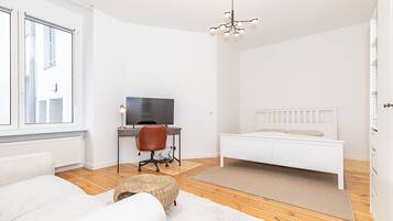 1 bedroom, free WiFi, bed sheets