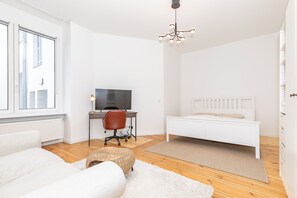 1 室のベッドルーム、WiFi (無料)、ベッドシーツ