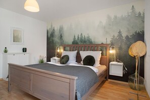 2 slaapkamers, een strijkplank/strijkijzer, gratis wifi, beddengoed