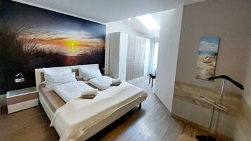 1 bedroom, free WiFi, bed sheets