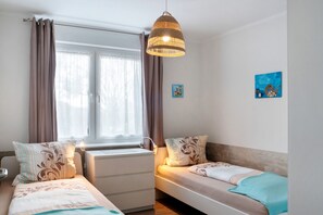 2 bedrooms, free WiFi, bed sheets