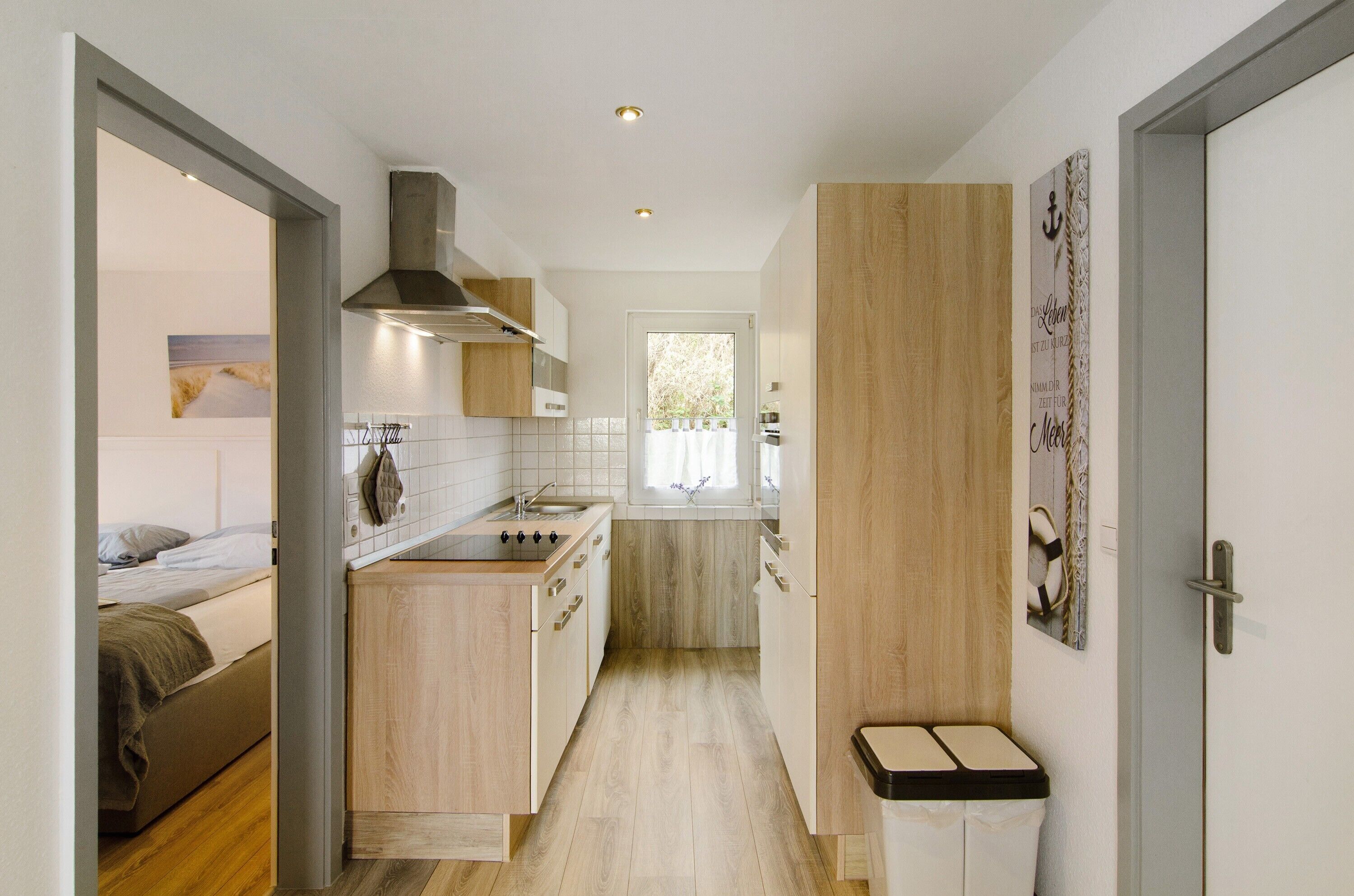 Fridge, stovetop, coffee/tea maker, electric kettle