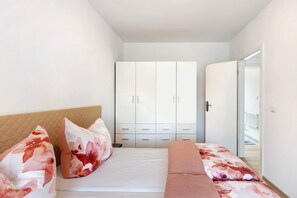 1 makuuhuone, ilmainen Wi-Fi, vuodevaatteet