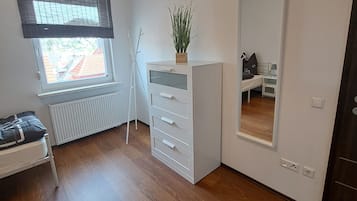 4 habitaciones, wifi gratis y ropa de cama