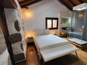 2 bedrooms, internet, bed sheets - Natural beauty at Sol Caldera de Temisas (Temisas)