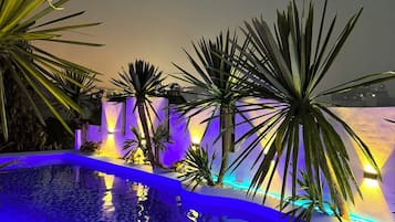 6 albercas al aire libre