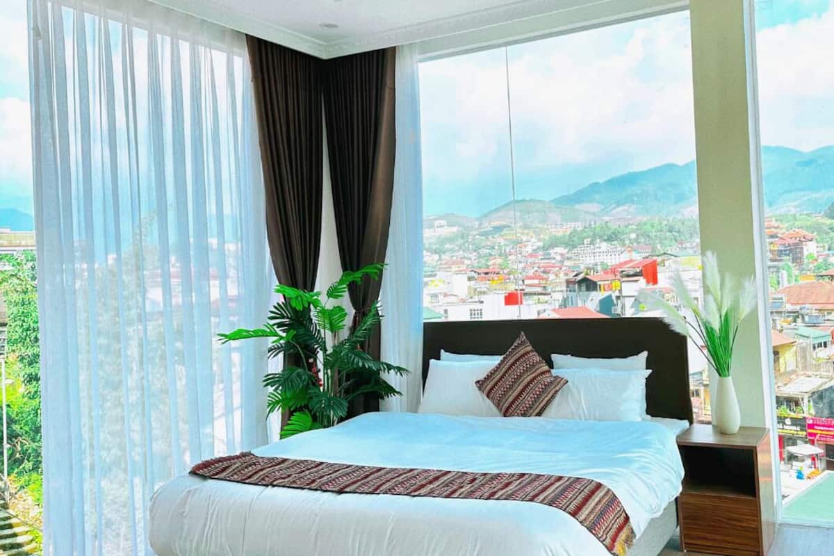 Panoramic Room | Meja, Wi-fi percuma, cadar katil 