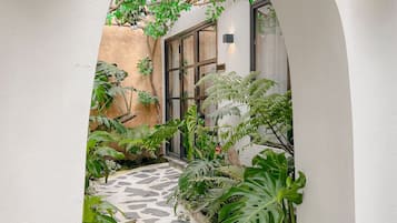 Entrada de la propiedad