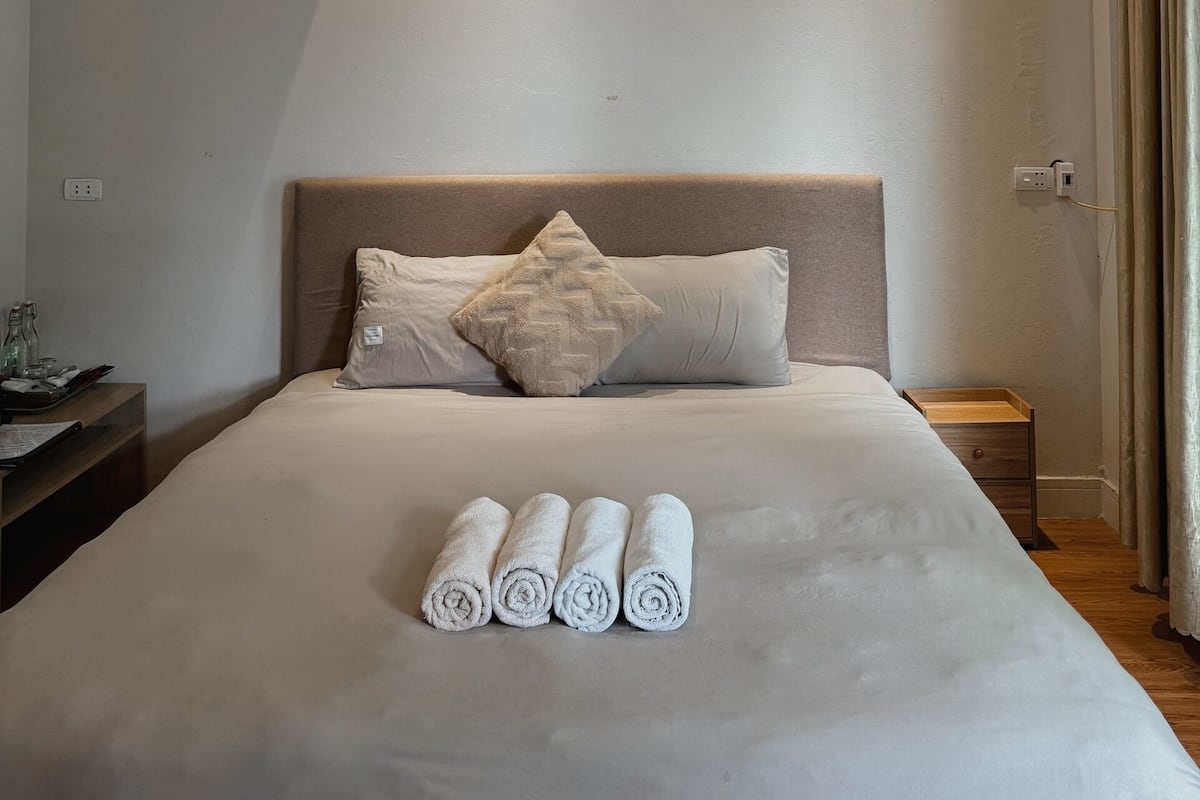 Familie vierpersoonskamer | Een bureau, gratis wifi, beddengoed
