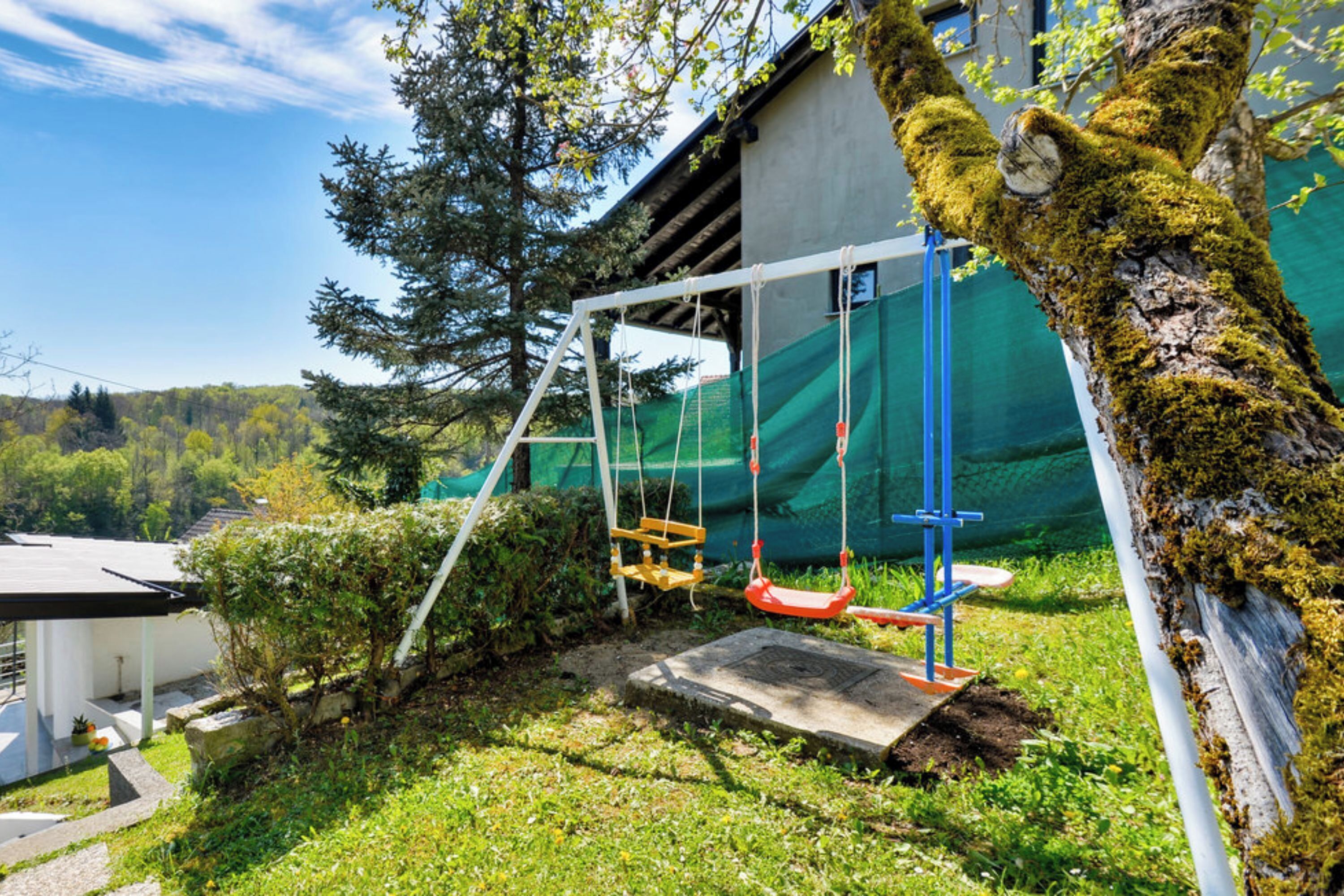 Family House, Multiple Bedrooms, Mountainside (Haven Near The River) | Kawasan kanak-kanak
