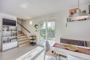 Familienhaus, Mehrere Schlafzimmer, Bergseite (Haven Near The River) | Innenbereich