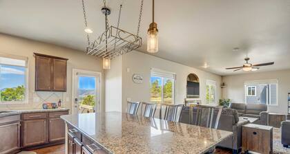 Mountain Breeze! Fire Pit, Air Hockey & Views!