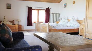 2 Schlafzimmer, Internetzugang, BettwÀsche