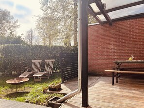 Outdoor dining - Bos Water Huisje Veluwemeer - Family House on the water and forest! (Biddinghuizen)