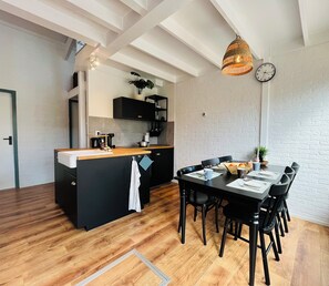 Dining - Bos Water Huisje Veluwemeer - Family House on the water and forest! (Biddinghuizen)