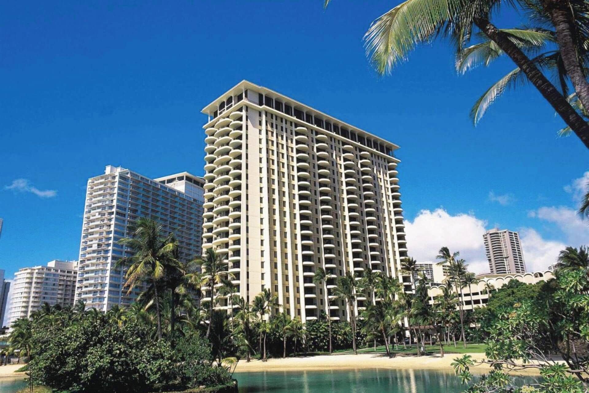 Ocean View! Lagoon Tower! Family Friendly Resort! Beautiful Hilton Condo On Waikiki Beach!