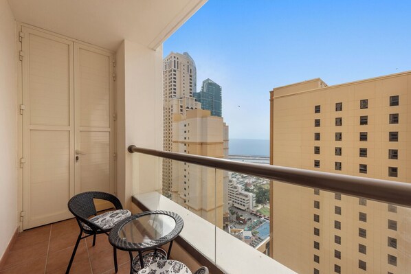 View from property - Stonetree - Spacious 2 BR - Near Beach (Dubai)