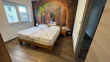 3 bedrooms, iron/ironing board, travel crib, WiFi