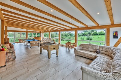 Geschmackvolles Ferienhaus mit privatem Pool