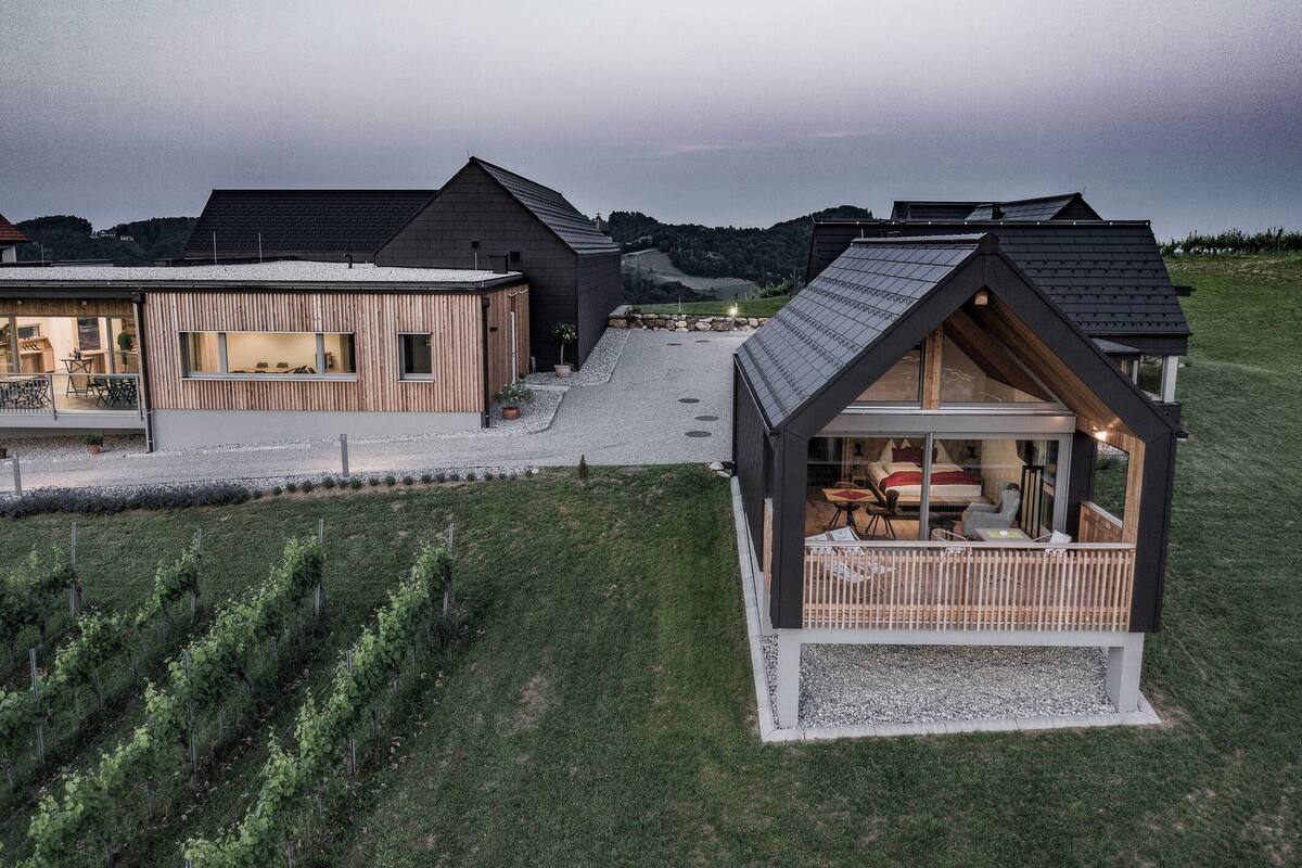 Chalet Eksklusif, pemandangan kebun anggur | 1 kamar tidur, seprai premium, minibar, dan brankas