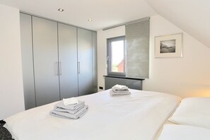 2 Schlafzimmer, Bettwäsche