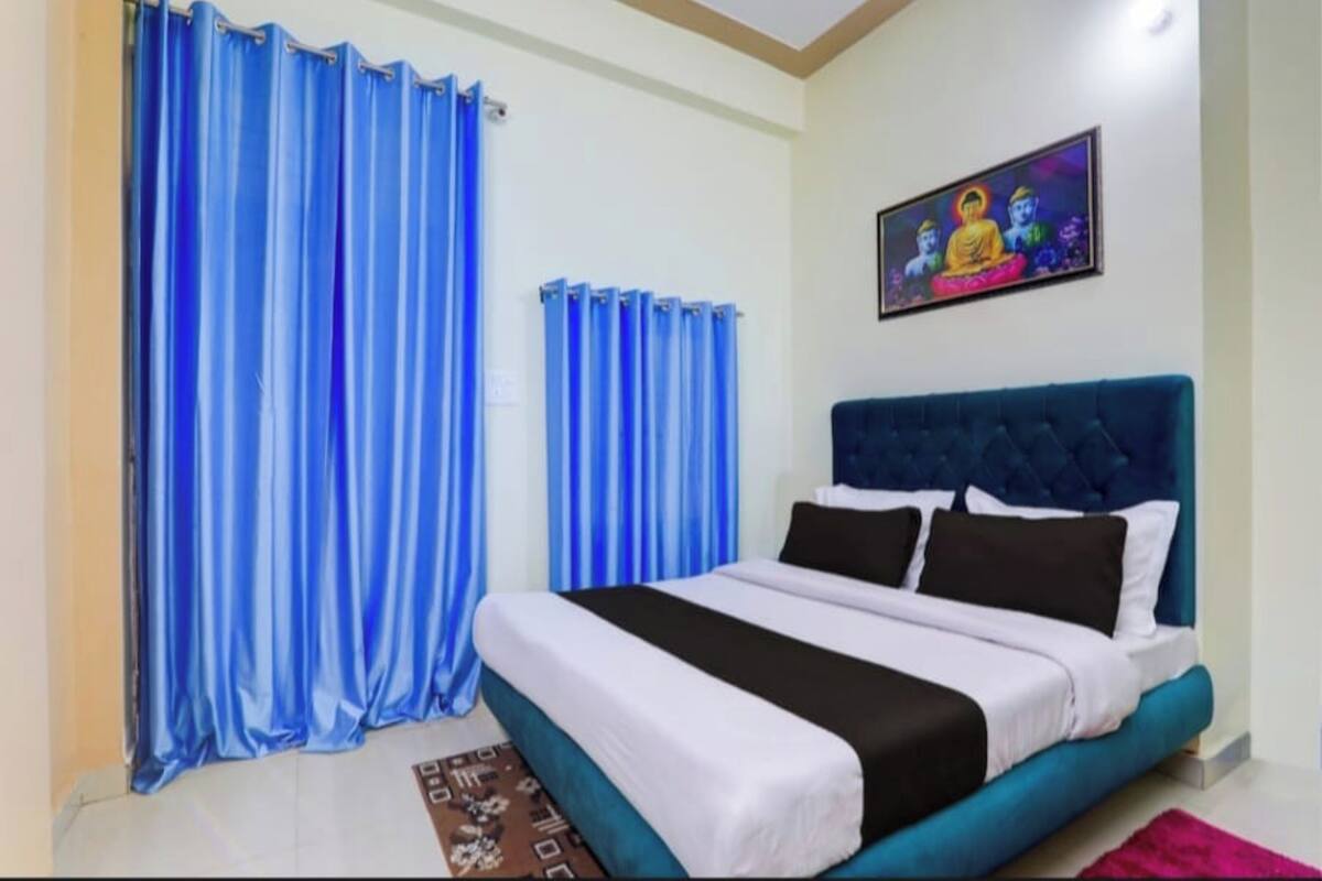 Standard Double Room | Soundproofing, free WiFi, bed sheets
