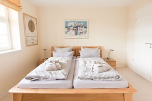 2 camere, ferro/asse da stiro, Wi-Fi gratuito, lenzuola