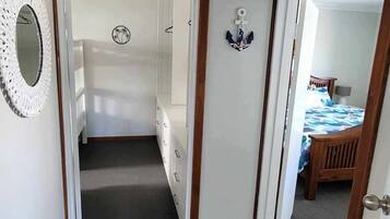 3 chambres, fer et planche Ă repasser, Wi-Fi gratuit, draps fournis