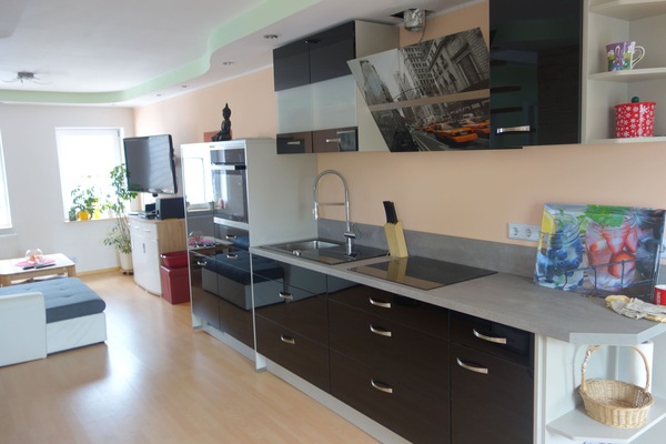 Ferienwohnung Haus Mara, (Rheine)-Die hochmoderne Küche ist mit allen wichtigen Utensilien ausgestattet