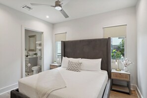 5 bedrooms, free WiFi, bed sheets