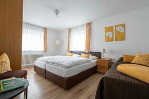 3 camere, Wi-Fi, lenzuola