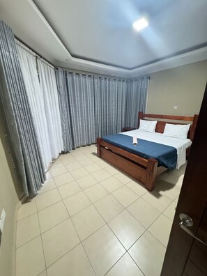 Family Villa, 4 Bedrooms | 4 bedrooms, iron/ironing board, free WiFi, bed sheets - Naivasha Gate- Away Palace (Naivasha)