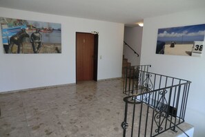 Interior - Dyke space 50 m to the beach sea (Neuharlingersiel)