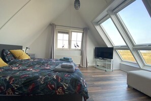 3 soverom, strykejern/-brett, reiseseng for barn og wi-fi (inkludert)