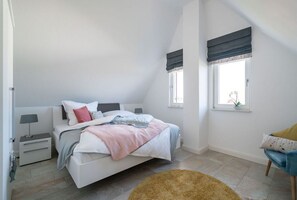 2 bedrooms, iron/ironing board, travel crib, free WiFi - Holiday home Sund-Idyll (Parow)
