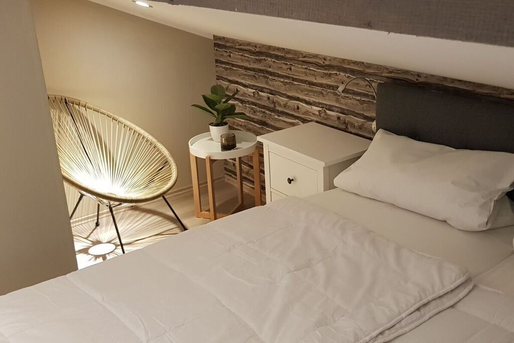 3 Schlafzimmer, Schreibtisch, Bügeleisen/Bügelbrett, Reisekinderbett