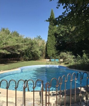 Pool - Oud Wijnhuis Mas (Sénas)