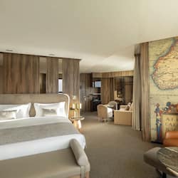 Junior Suite | 1 bedroom, Egyptian cotton sheets, premium bedding, minibar