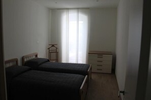 2 bedrooms, in-room safe, iron/ironing board, travel cot