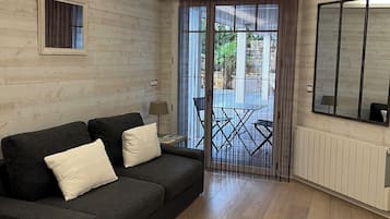 Suite standard coin cuisine vue jardin acces handicapé, Gabriel | 1 chambre, literie hypoallergénique, décor unique, ameublement unique