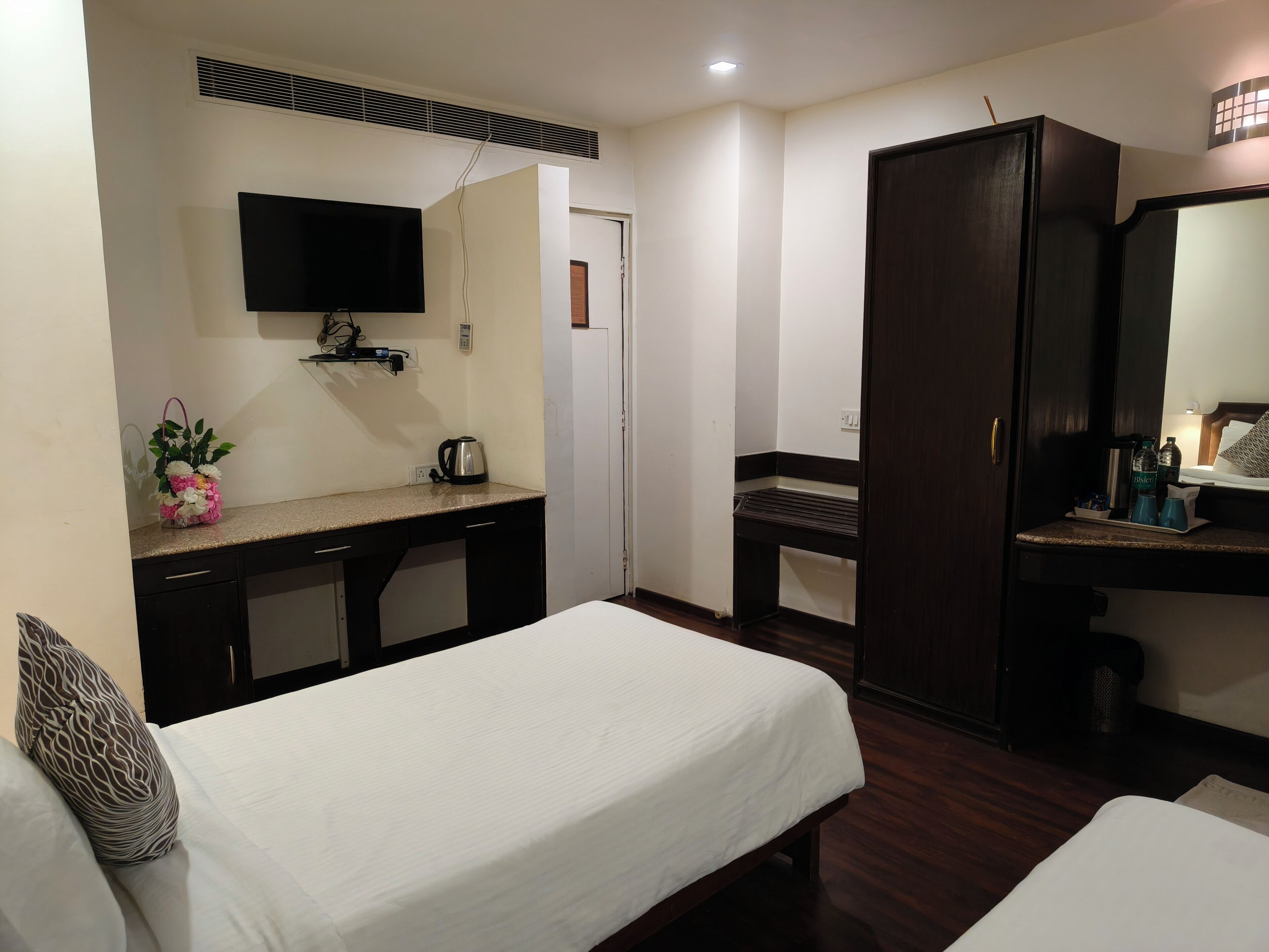 Photo - Hotel Heritage 2001-Nagpur